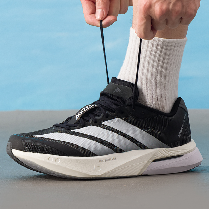 Мужская обувь Adidas, оригинал – обзор и цена Lightweight Road Running Shoes