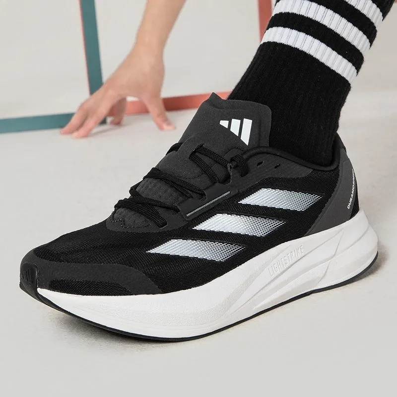 Мужская и женская обувь Adidas – обзор и цена Lightweight Road Running Shoes